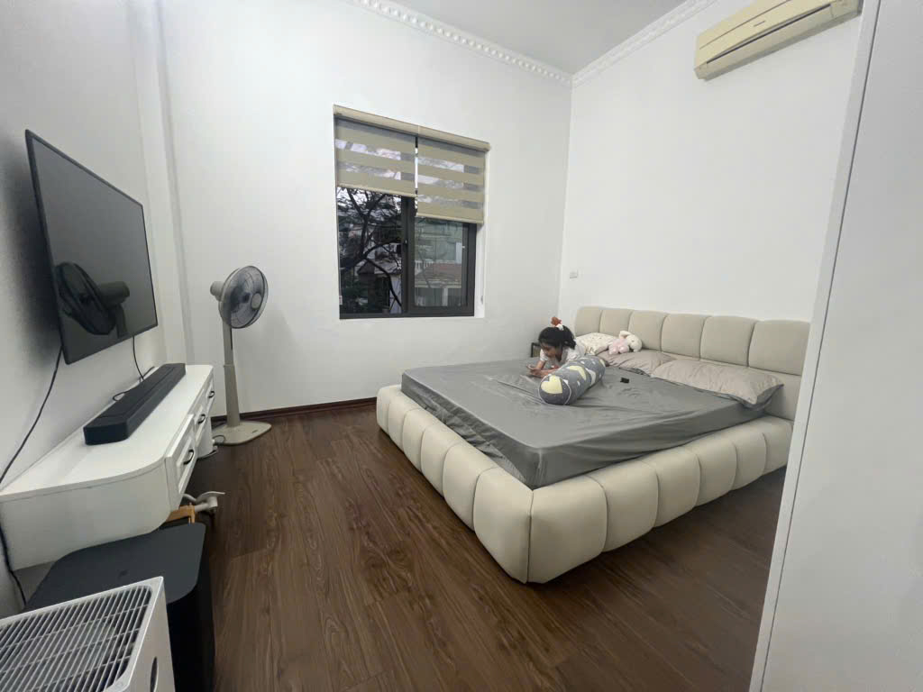 NGUYỄN LƯƠNG BẰNG - 39M - 4 tầng – chỉ 7,6 tỷ