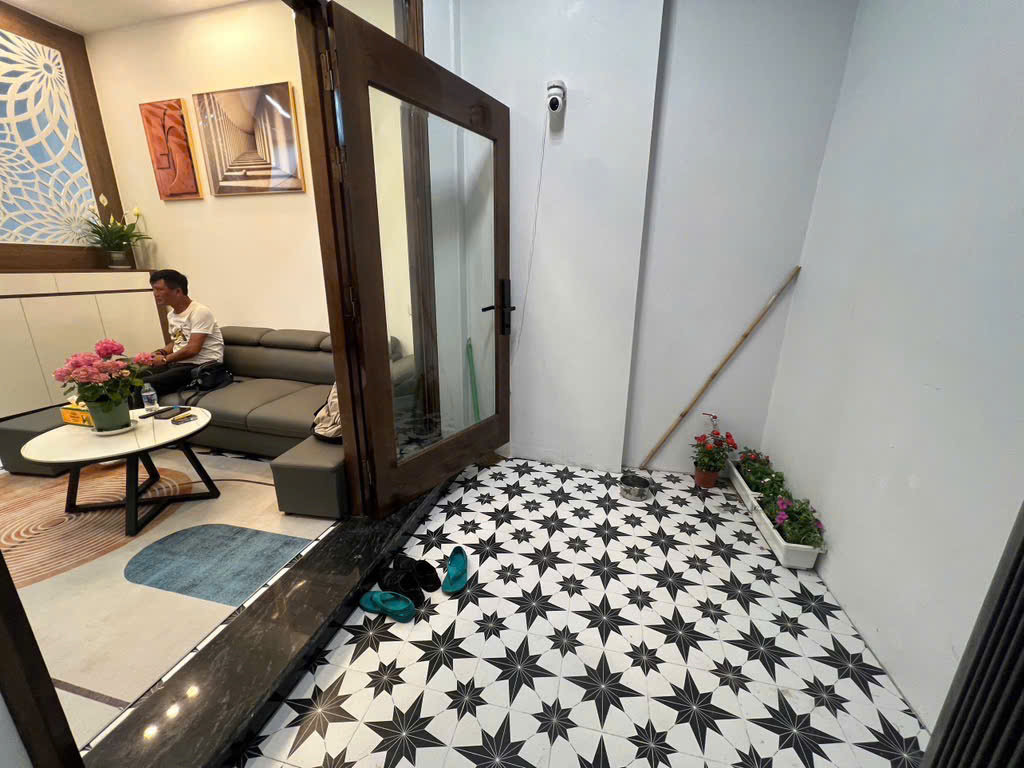 KHÂM ĐỨC - 30M - 5tầng- MT 3,2m – chỉ 6,98 tỷ