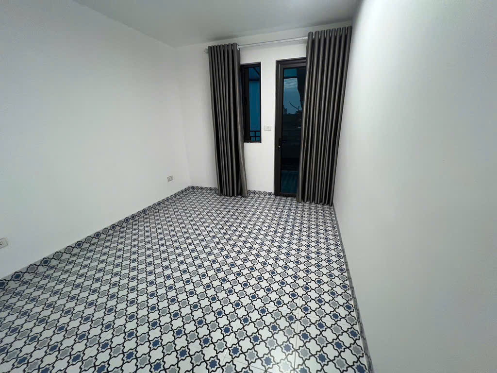 KHÂM ĐỨC - 30M - 5tầng- MT 3,2m – chỉ 6,98 tỷ