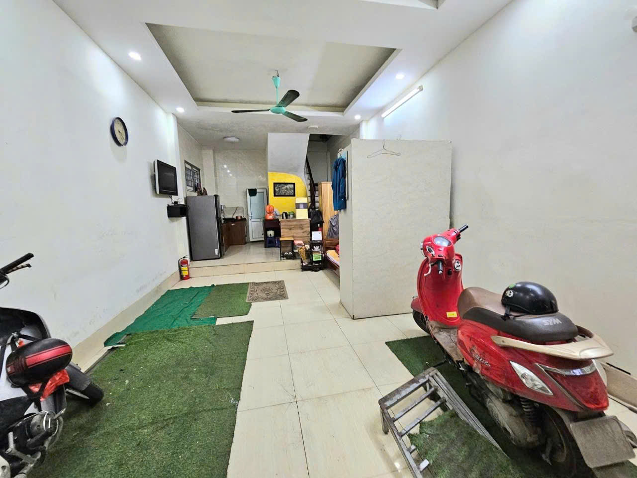 ĐÊ LA THÀNH - 40M – 5 tầng- MT 4,8m – chỉ 9,5 tỷ - doanh thu 21tr/tháng