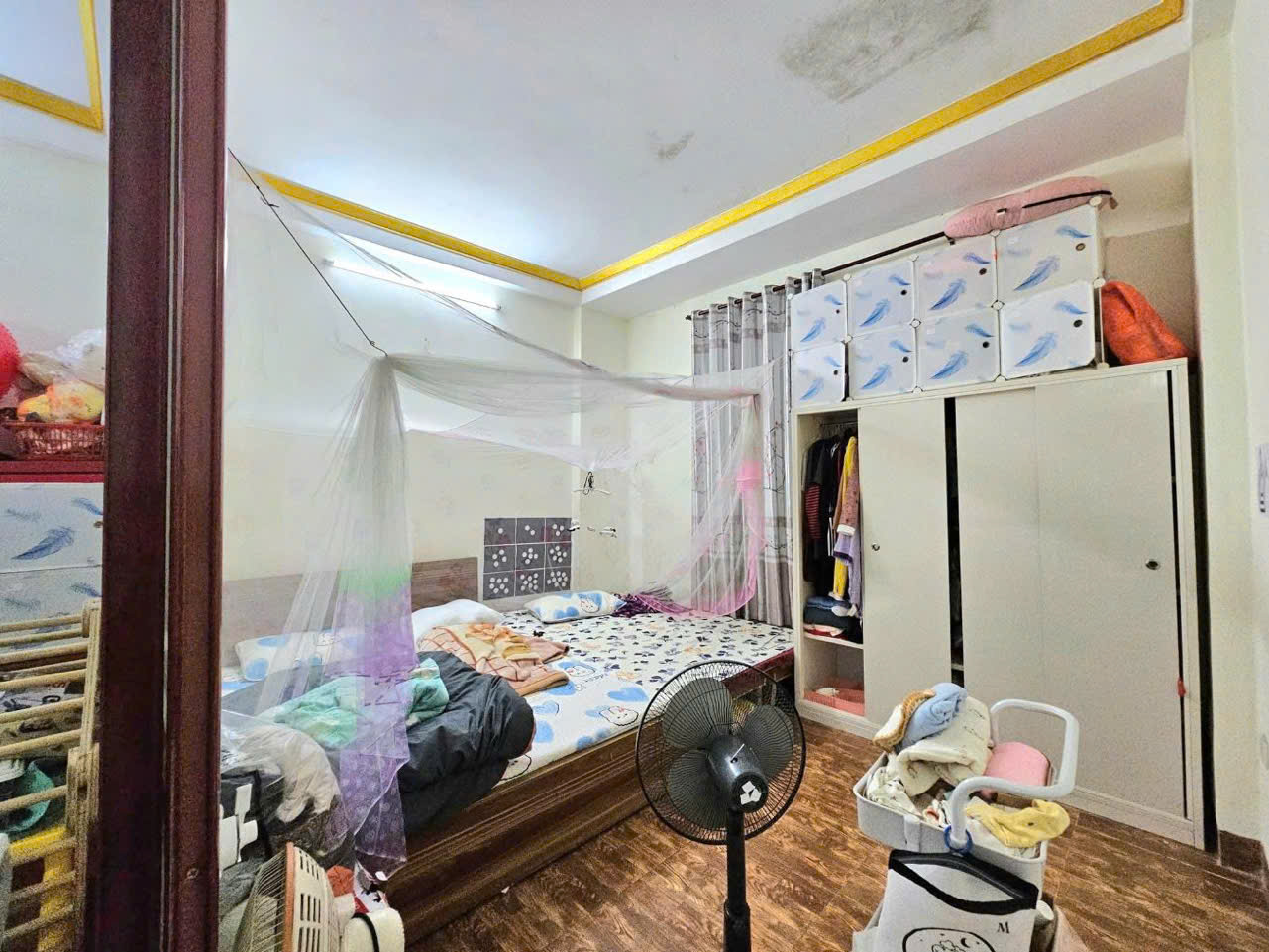 ĐÊ LA THÀNH - 40M – 5 tầng- MT 4,8m – chỉ 9,5 tỷ - doanh thu 21tr/tháng