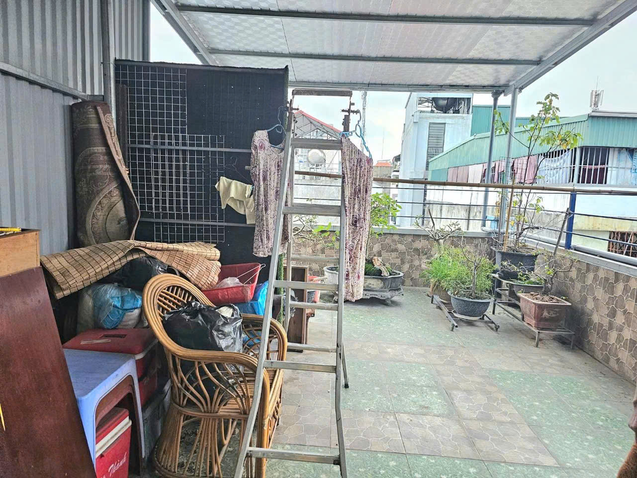 ĐÊ LA THÀNH - 40M – 5 tầng- MT 4,8m – chỉ 9,5 tỷ - doanh thu 21tr/tháng