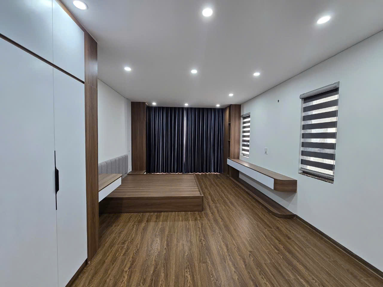 CẦN BÁN NHÀ ĐẸP 6 TẦNG - CÓ THANG MÁY - GARA Ô TÔ - PHÚC ĐỒNG, LONG BIÊN