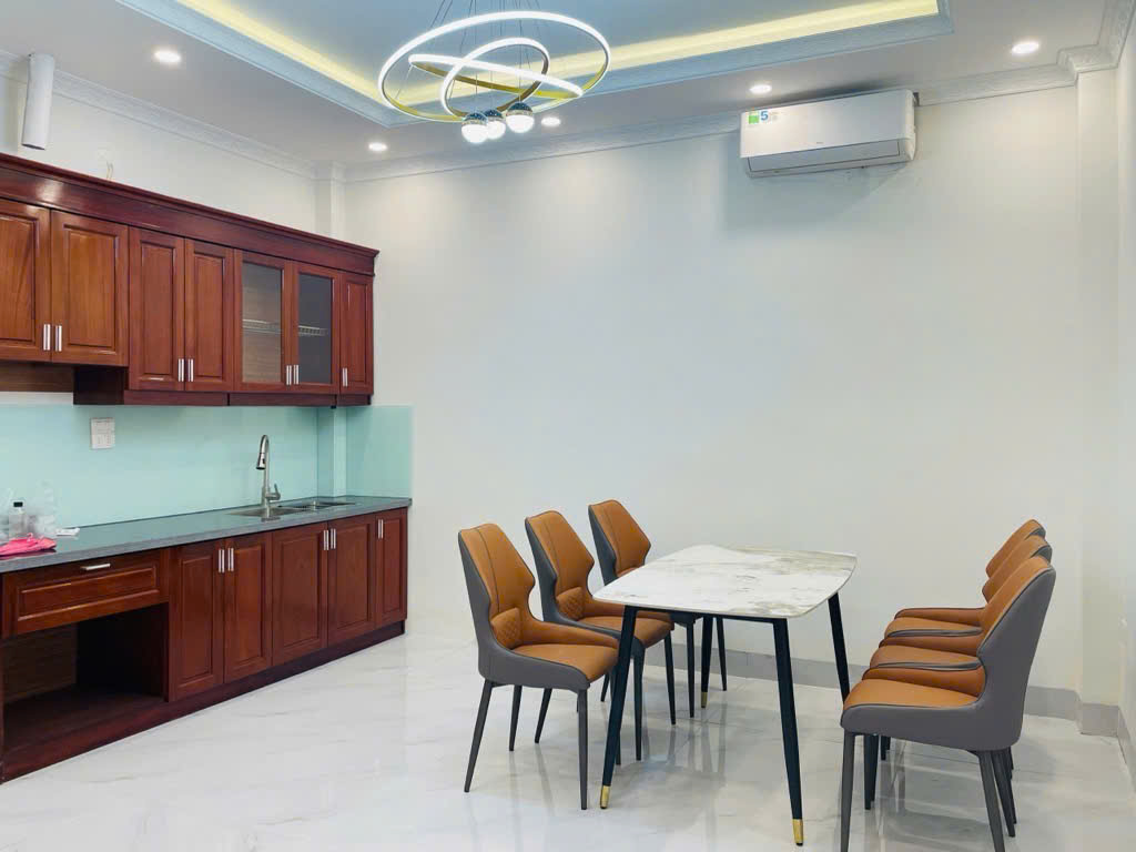 Nhà đẹp Phúc Lợi – Long Biên: 70m² x 4 tầng, nội thất đủ, hơn 7 tỷ!