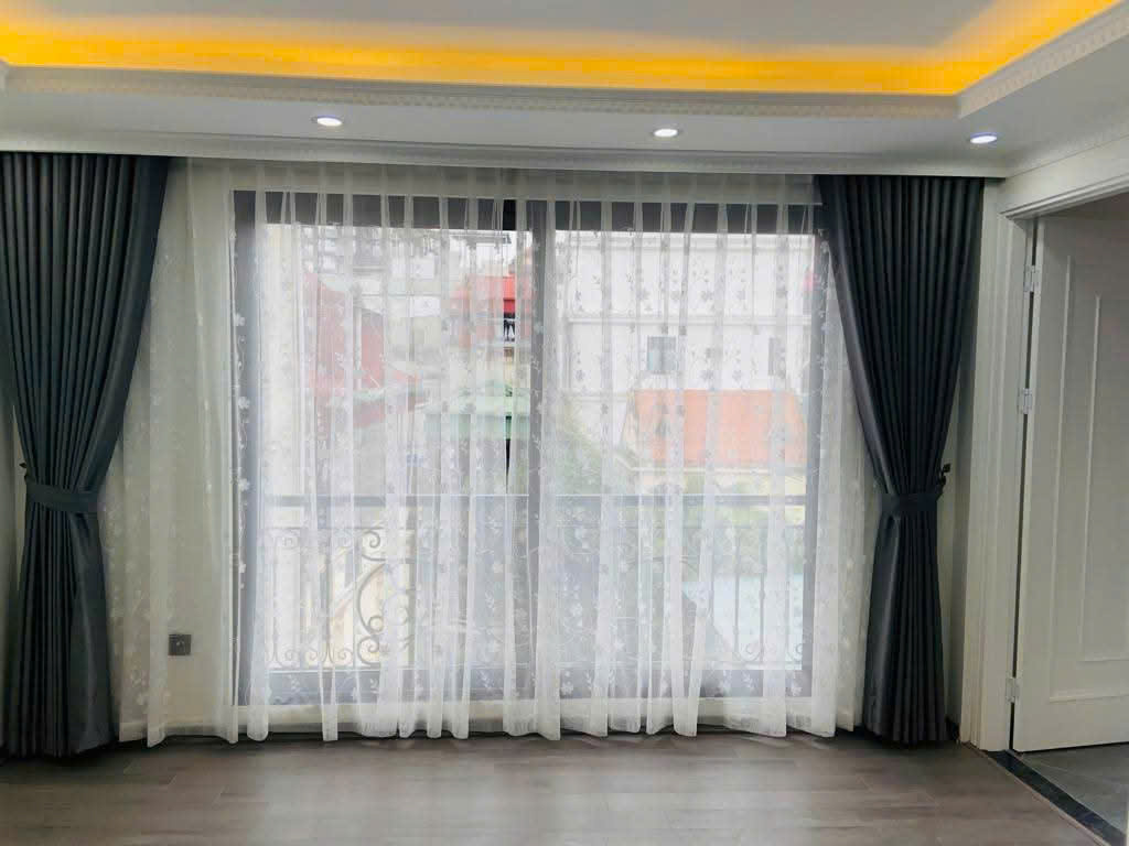 MẶT TIỀN KHỦNG – 6 TẦNG THANG MÁY – GẦN Ô TÔ – THÁI HÀ, ĐỐNG ĐA