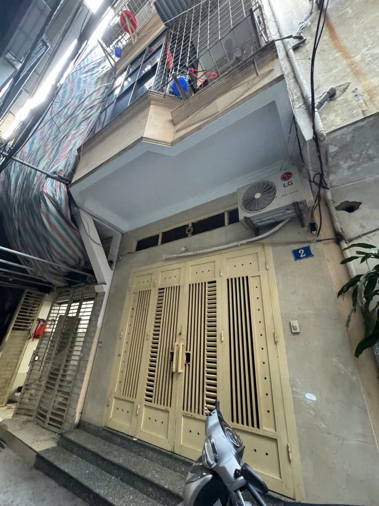 BÁN NHÀ NGÕ 78 VÕ CHÍ CÔNG – Ô TÔ ĐỖ CỬA – NGÕ THÔNG TỨ PHÍA – 2 MẶT THOÁNG – NHÀ DÂN XÂY CHẮC CHẮN