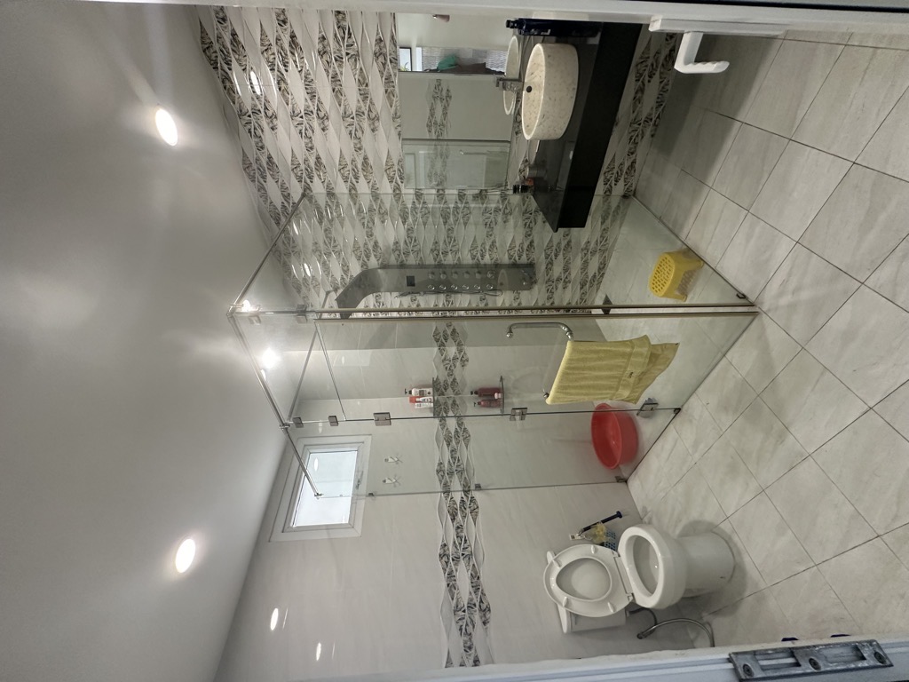 Nhà MT nở hậu Đô Đốc Lộc, Quận Tân Phú, DT 99m2 (4.4x17m)_ Kinh doanh sầm uất