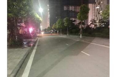 Bán biệt thự Dương Nội, cạnh toà văn phòng, kinh doanh tốt, nhà đẹp, 190mx4T.