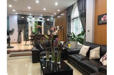 Bán nhà Phân Lô Vip Lạc Trung 90m2 MT 6m Ô Tô tránh Ở Kinh doanh đỉnh 11.5 Tỷ 0905597409