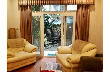 BÁN NHÀ.PHÂN LÔ.KINH DOANH VĂN PHÒNG CÔNG TY - NỘI THẤT 2 TỶ -0913781956