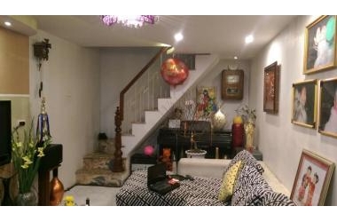 Nhà phố Trương Định- Gần Phố -Giá hấp dẫn.