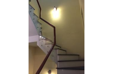 Bán nhà phố Trần Hữu Tước, 41m2x3 Tầng, giá 4.3 tỷ