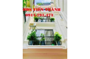Bán nhà xây mới 5 tầng cực đẹp tại tổ 3 Thạch Bàn, còn duy nhất một căn trong lô 10 căn