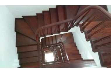 Bán nhà SĐCC Hoàng Văn Thái, Thanh Xuân 50m2x5T giá 5.8 tỷ, lh: 0842063837.