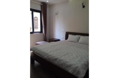 Hiếm Apartment,Trần Quốc Hoàn,CAM KẾT DT 500TR/N, 9.5 TI ,0913781956