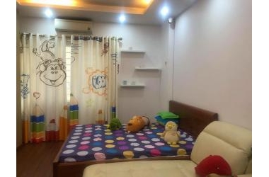 Hiếm! Bán nhà Phố Tạ Quang Bửu- ô tô đỗ- cho thuê- Homestay, 37m2 x 4.5 tỷ