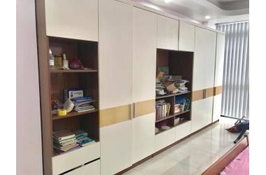 Cần tiền Bán nhà 155 cầu giấy.Trung tâm khu vực, giá nhỉnh 3 tỉ.0913781956