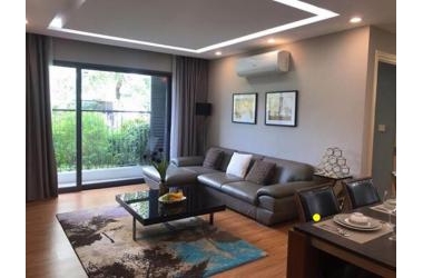 Bán Nhà đẹp Phố Dịch vọng cầu Giấy, DT khủng, KD đỉnh 45m2, MT 4.3m chỉ có 5.3 tỷ.