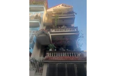 Bán nhà riêng 4 tầng Ô TÔ đỗ sân ở phố Phú Thượng , Tây Hồ