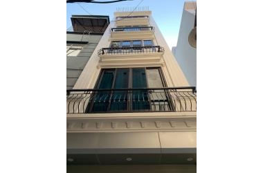 Nhà mới Xuân Phương cần bán gấn 32m2, 5 tầng, sổ đỏ vuông, 2,25 tỷ