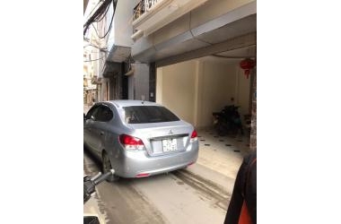 Nhà đẹp Triều Khúc, gara oto, kinh doanh, chỉ 3.45 tỷ. LH: 0903409888