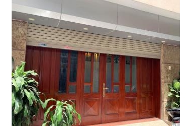 PHÂN LÔ, GARA, THANG MÁY PHỐ LẠC TRUNG, 5,7 TỶ