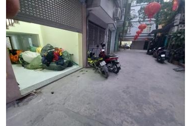 Bán nhà Thanh Xuân OTO tránh 5 tầng 40m2 chỉ 3.5 tỷ. LH: 0903409888