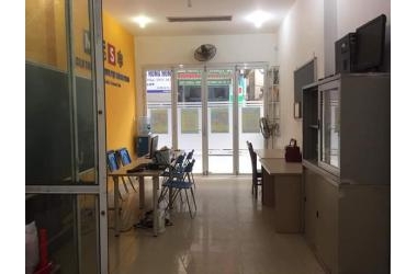 Bán nhà mặt phố 8/3: 96,m2×6T giá 12.7 tỷ.