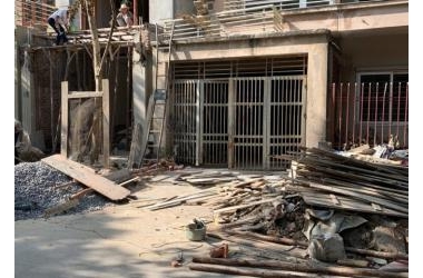 Bán nhà lô góc , 2 mặt tiền , oto 7 chỗ đỗ cửa ở phố Phú Xá , Tây Hồ