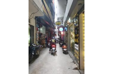 Nhỉnh 2 tỷ! Kinh Doanh Cực Đỉnh! Phố Tây Sơn 17m2 x 4 tầng.