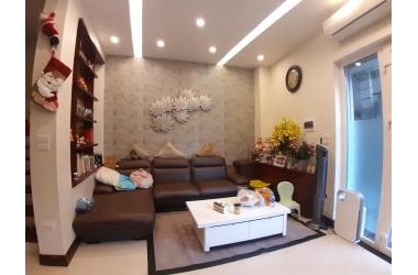 Kinh Doanh! Ô tô vào nhà! Hai mặt thoáng! Nhà Nguyên Hồng 70m2, 4 tầng