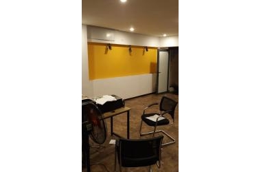 Bán gấp nhà Long Biên 34m2, 5 tầng, ô tô qua nhà, giá 2.55 tỷ