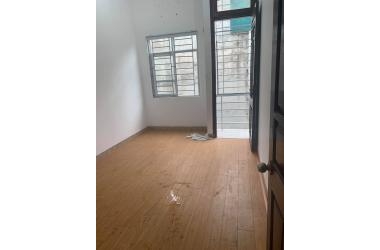 NHÀ ĐẸP ĐƯỜNG LÁNG, ĐỐNG ĐA 38M2x5T GIÁ 4 TỶ, LH:0842063837