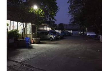 Bán nhà mặt phố Chương Dương Độ 40m2x2T gúa 6.8 tỷ.