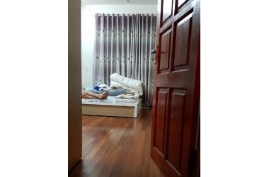 3 tỷ! Lô Góc! 15m ra mặt phố Hào Nam 38m2, 4 tầng, mặt tiền 3.8m