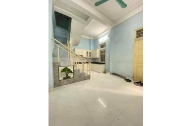 Chỉ 2 tỷ có nhà 4 tầng ở ngay cách phố 10m khu Văn Quán, Hà Đông.Chủ cần bán gấp.