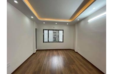 Bán Nhà Trương Định-Hoàng Mai, Dt 49m2 X 5T, MT 6M, Đẹp,Hiếm, Chỉ 5.5 Tỷ.