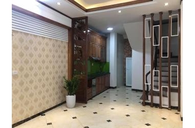 Bán nhà Nguyễn Trãi 5 tầng giá 3.4 tỷ