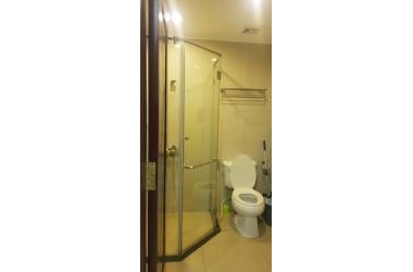 Bán căn hộ tầng trung tòa R2, Royal City, full nội thất 103m, 4.2 tỷ.