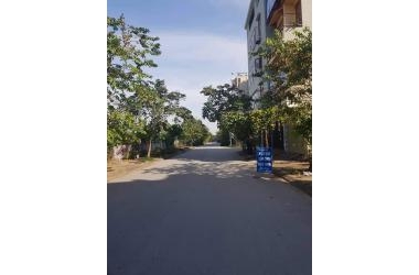 PHỐ TRẠM LONG BIÊN ĐẤT RỘNG MẶT TIỀN ĐẸP 129M2, MT 6.5M, GIÁ 9 TỶ 2