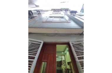 Bán nhà Chính Kinh 31m 5 tầng giá chỉ 2.75 tỷ