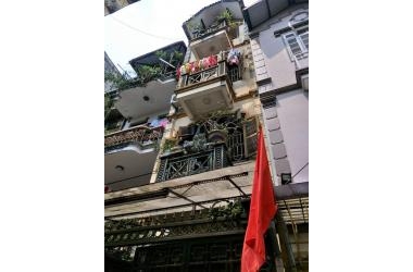 Cần bán nhà Nguyễn Chí Thanh 55m2 x 4 Tầng, mt 3.5m, khu phân lô Quân Đội, Giá 6.85 Tỷ.