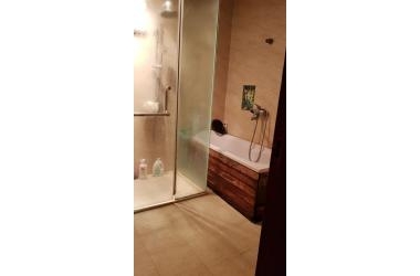 Siêu hiếm, Nhỉnh 3 tỷ Nhà Hào Nam, Đống Đa 40mxMT4m,lô góc, ôtô 10m