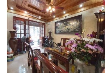 Bán nhà Thái Hà ngõ to, gần Ô tô, DT40m2*5T,mt3.5m, Giá 4.3 Tỷ