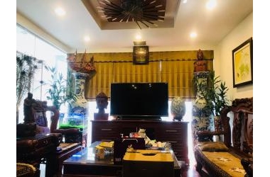 Bán nhà phố Xuân La , DT : 110m2 , MT 6.5M , gara oto , giá 9.5 tỷ Lh : 0353700405