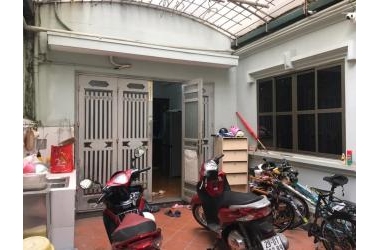 Võ Thị Sáu, sân rộng, tặng lại hết nội thất,  79m2,nhỉnh 4 tỷ.