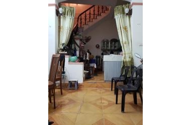 Nhà Lô Góc ô tô đỗ cửa kinh doanh cao 35m 4T