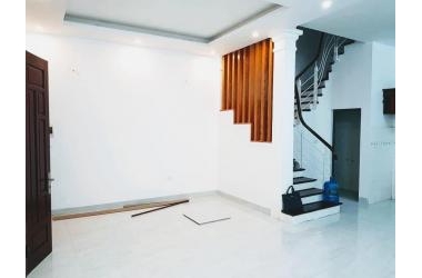 Bán nhà CỰC ĐẸP đường Mỹ Đình, 51m2, 4 phòng ngủ, 4,2 tỷ