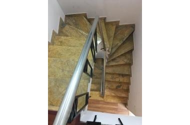 Hạ sốc 400 triệu, anh em mặt phố, nhà Tam Khương, lô góc 42m2 chỉ hơn 4 tỷ