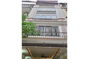 Bán nhà ngõ 157 phố Chùa Láng, ngay sát Huỳnh Thúc Kháng kéo dài